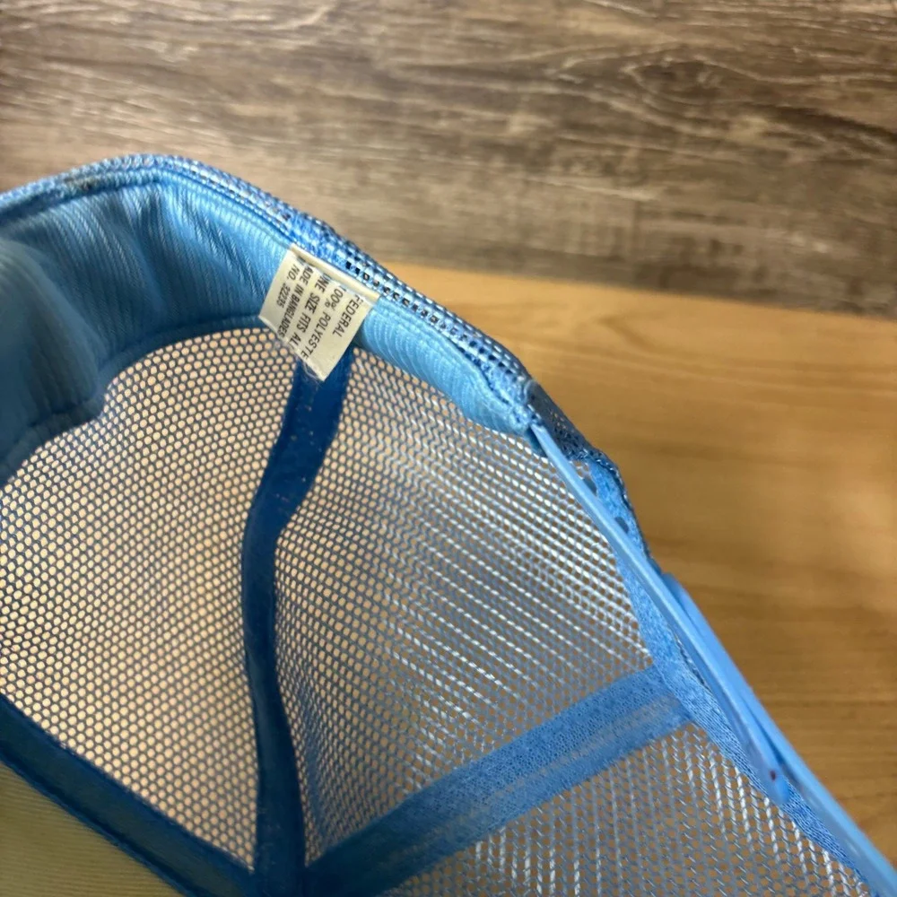 outdoor cap Company good used